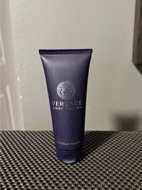 Versace Hair & Body Shampoo